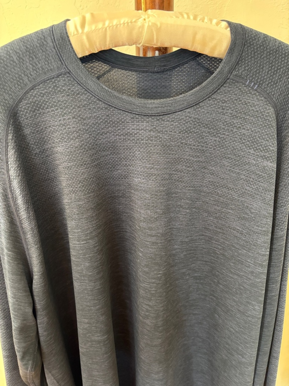 Men’s Lululemon long sleeve performance shirt.